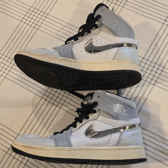 Nike Women's Metallic Air Jordan Silver and Gray High-Top Sneakers - Picture 6 of 8